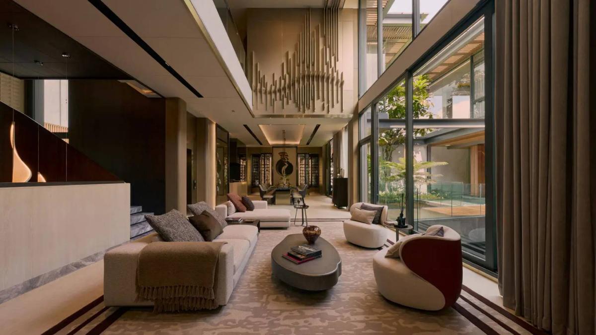 SONLE Residences คฤหาสน์หรูบนที่สุดแห่งทำเลรัชวิภา-รัชโยธิน ที่ดินหายากใจกลางเมือง เอกสิทธิ์เพียง 5 หลัง เริ่ม 260 ลบ. โทร 061-616-1426 Line: @urbanliv 