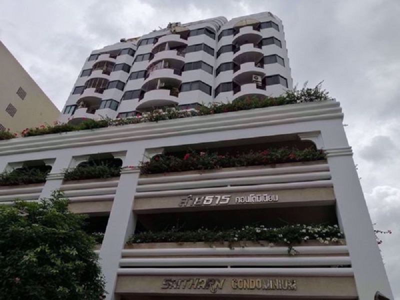 Saitharn-Condominium
